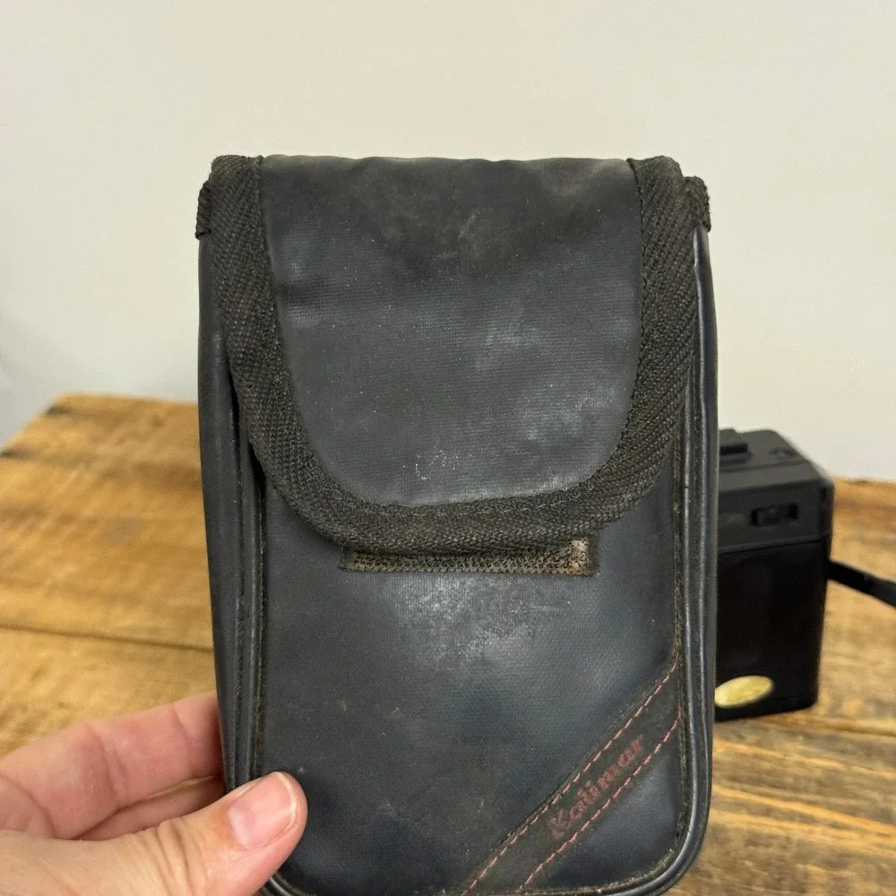 Kodak VR35 K80 35mm Film Camera Ektanar f/3.9 Lens Auto Focus Flash Case Vintage